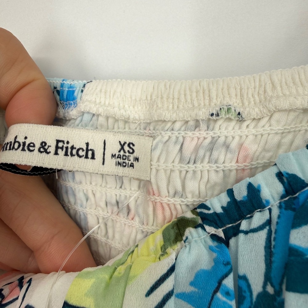 Abercrombie & Fitch Shirt Womens XS Ruched Boho Cottagecore Smocked Floral Crop - Picture 7 of 11
